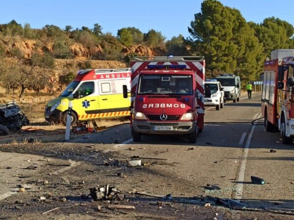 Accidente de tráfico en Lucena del Cid: movilización urgente de Bomberos de Castellón