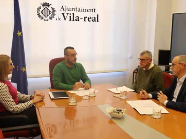 Benlloch explica el préstamo de 2,2 millones para pagar sentencias urbanísticas en Vila-real