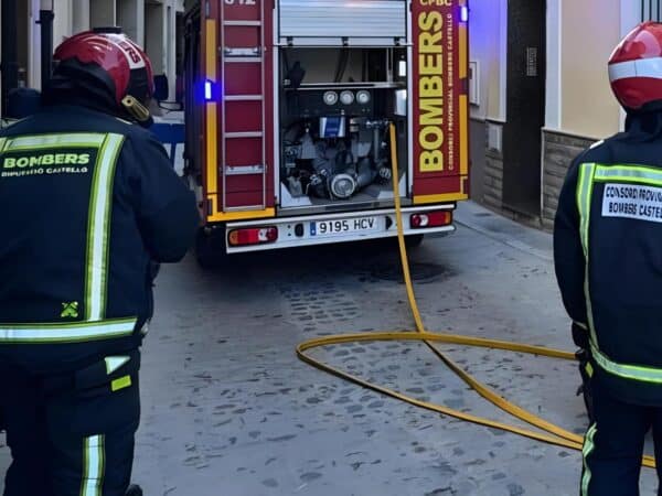 Bomberos de Castellón movilizados a Altura por incendio en una vivienda