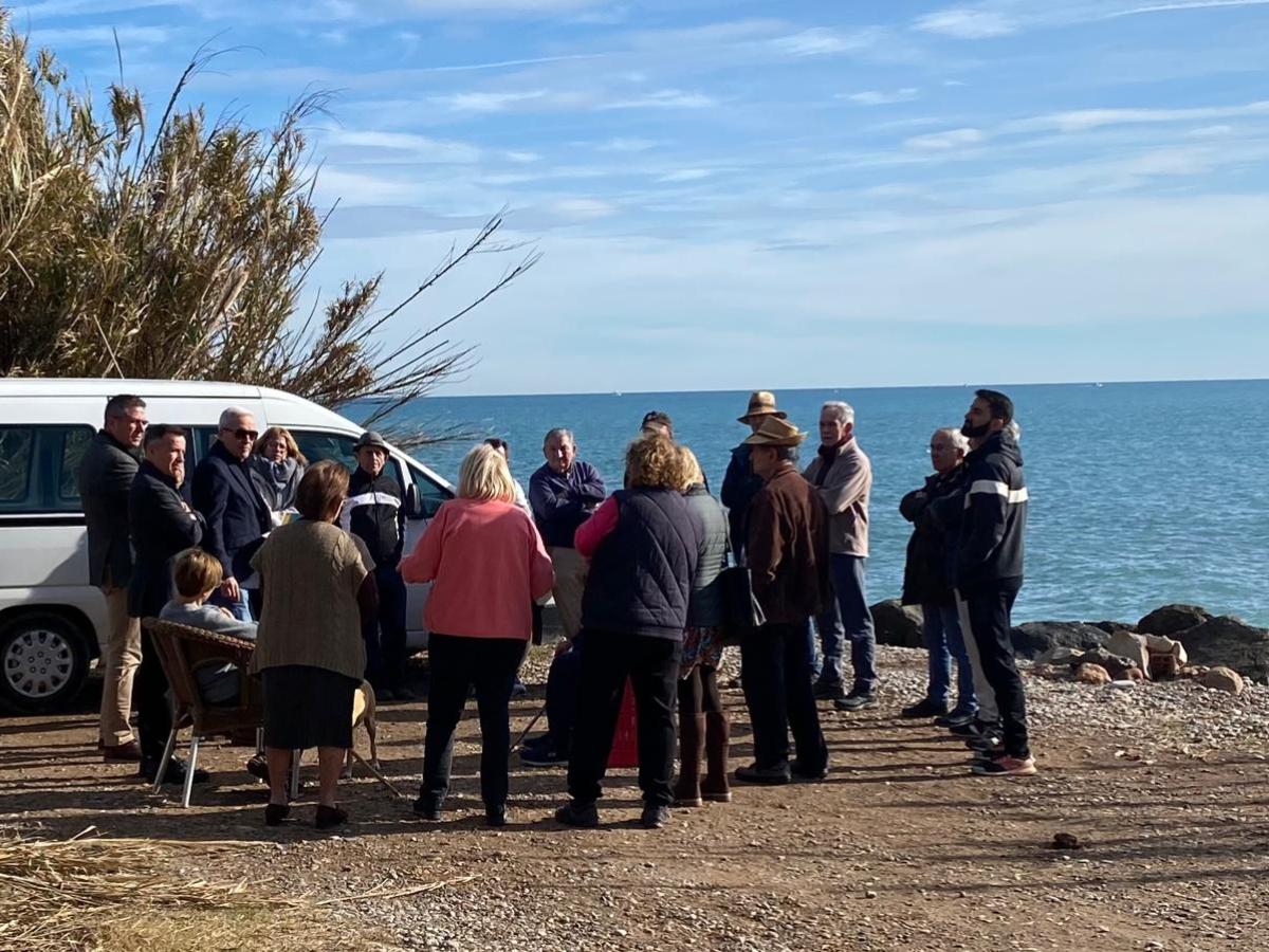 Burriana expone a los vecinos de Santa Bárbara el proyecto de regeneración de la playa