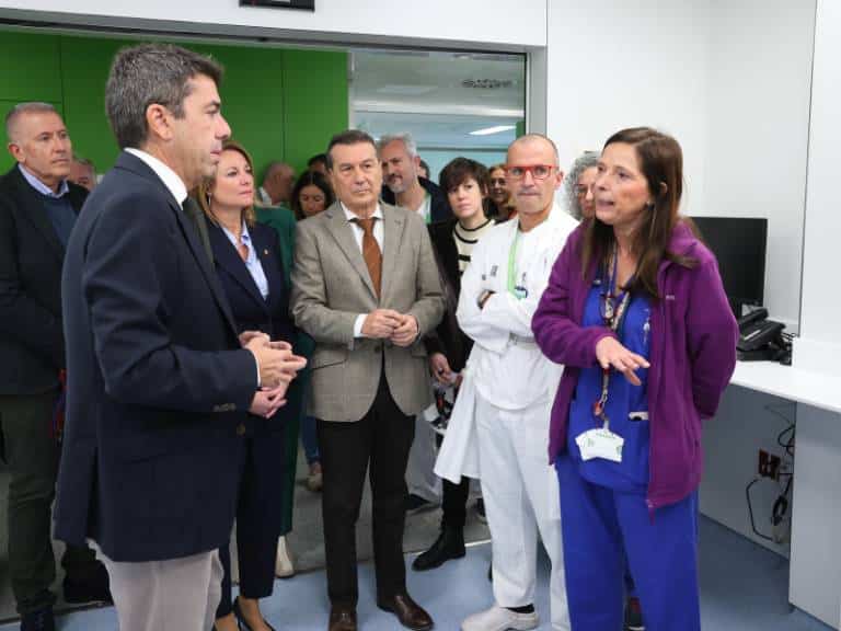 Mazón: “Cumplimos con la sanidad pública y de calidad que merece Castellón con la modernización y ampliación de las Urgencias del Hospital General”.