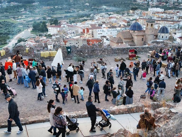 Ondenses y visitantes han disfrutado de actividades, música y encuentros con el Séquito Real en un entorno histórico único