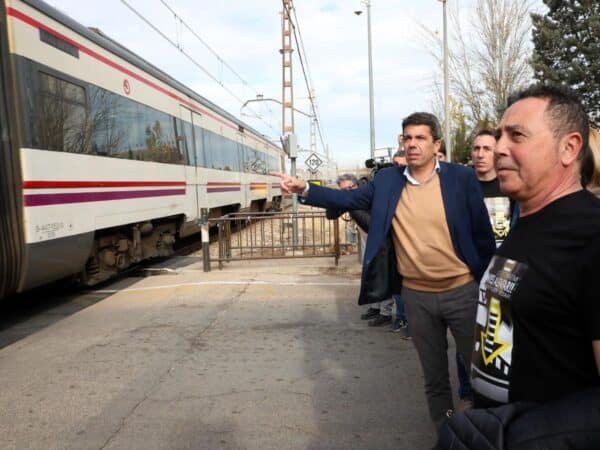 El PPCV urge soterrar las vías en Alfafar tras la muerte de un hombre arrollado por un tren