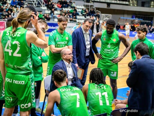 Frederic Castelló: «Nos enfrentamos a un equipo muy físico y muy difícil de perforar»