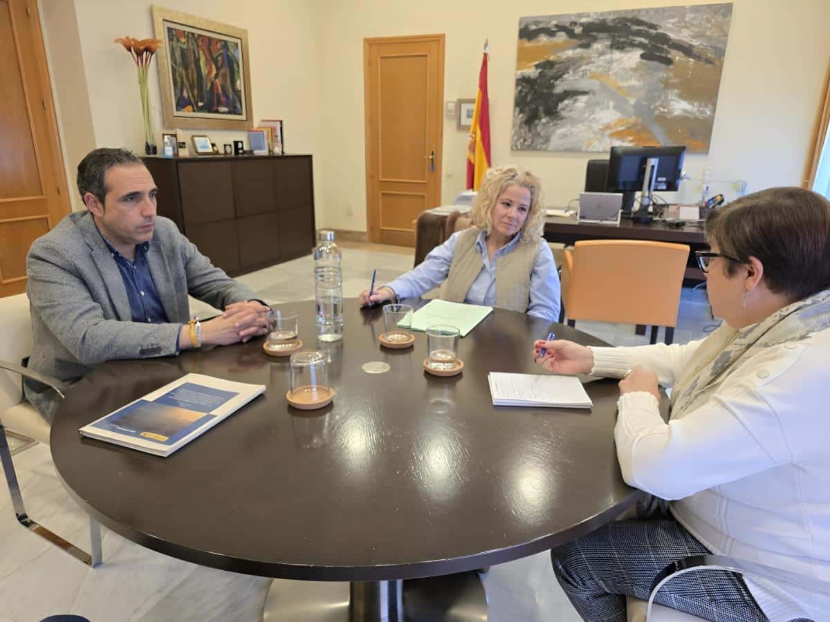 García Valls: «Desde la subdelegación no se contempla ningún derribo en Torre de la Sal»