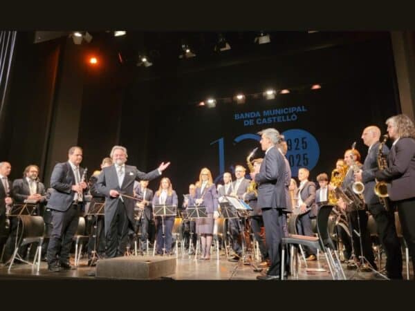 La Banda Municipal de Castellón triunfa con un homenaje a los grandes maestros de la zarzuela