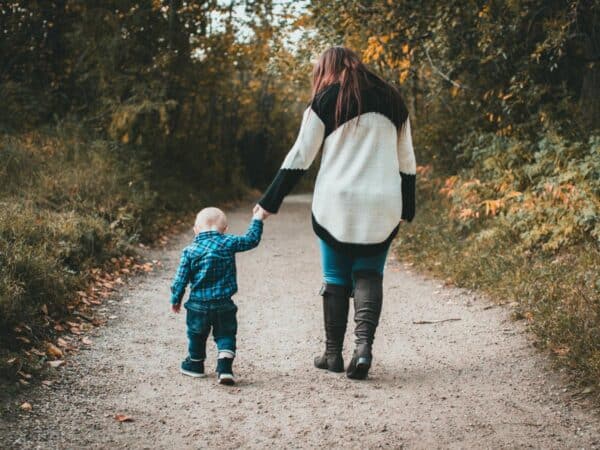 La Conselleria de Educación «niega» ampliar el permiso de maternidad monoparental