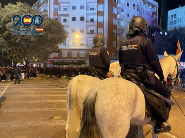 Violenta agresión a policías tras el partido Valencia C.F. – Real Madrid en Mestalla