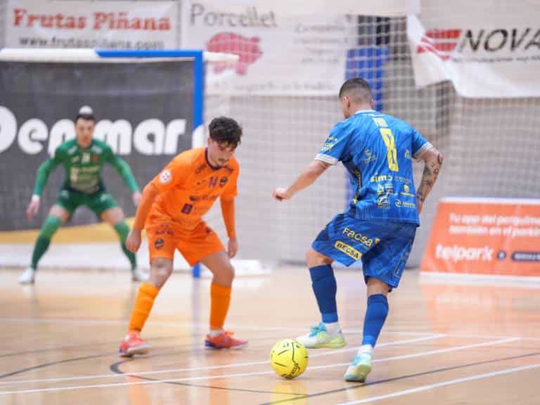 Los peñiscolanos ofrecieron su peor versión de la temporada y el entrenador, Santi Valladares, definió lo sucedido: "Nos han bajado de la nube".