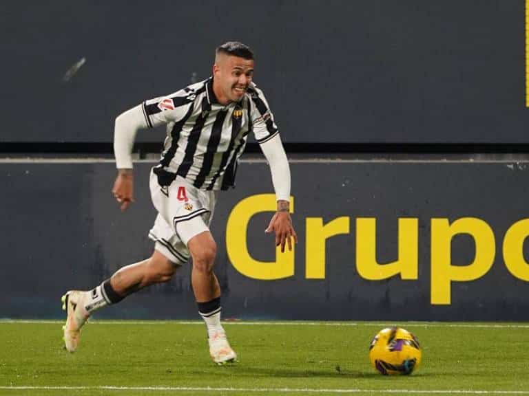 Tuvo que conformarse con un trabajado empate a cero el CD Castellón en su visita en tierras gaditanas, donde se enfrento al Càdiz CF en el estadio Nueva Mirandilla