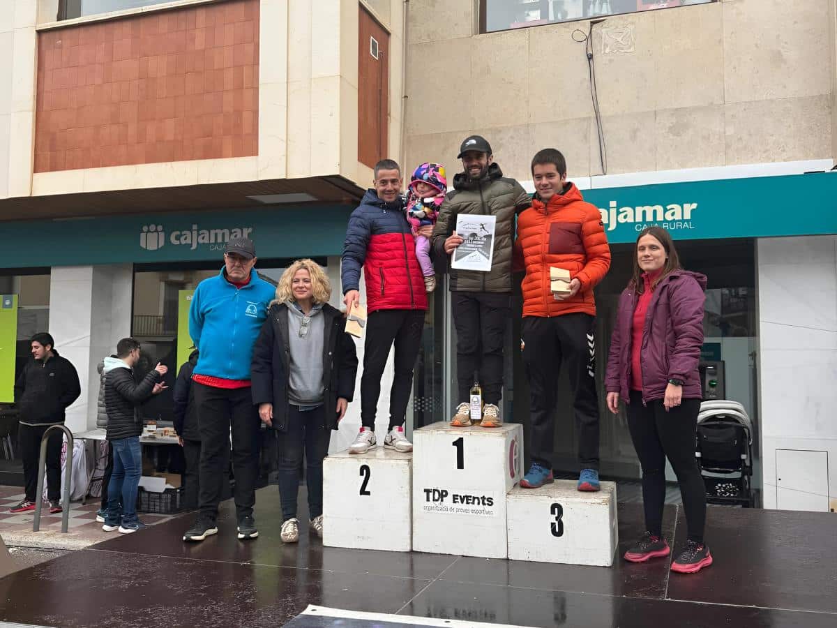 Cabanes reúne a 450 deportistas en la disputada XXIV Marxa a Peu