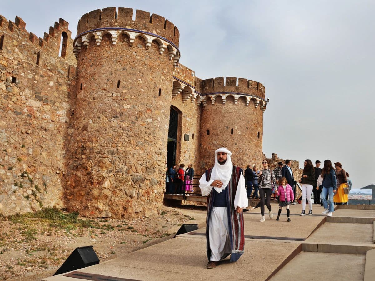 El Castillo de las 300 Torres y el casco antiguo de Onda reviven su historia con visitas teatralizadas