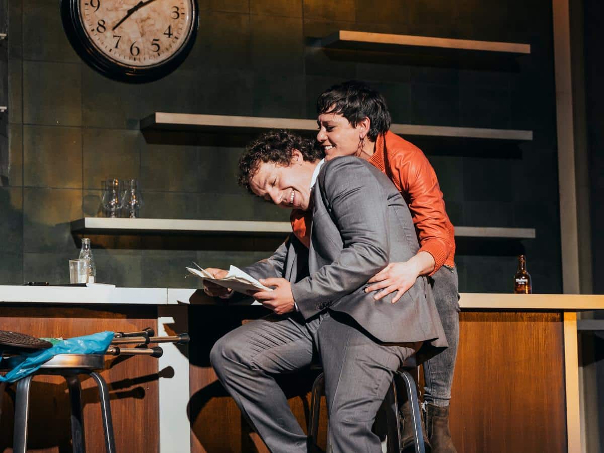 El Principal de Castelló acoge el debut teatral de David Trueba con ‘Los guapos’