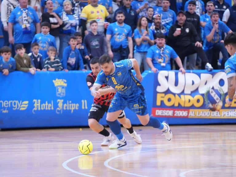 El Servigroup Peñíscola consiguió este sábado su tercera victoria consecutiva en liga tras vencer al Wanapix Sala 10 Zaragoza, colista de la Primera División, por un claro 7-3.