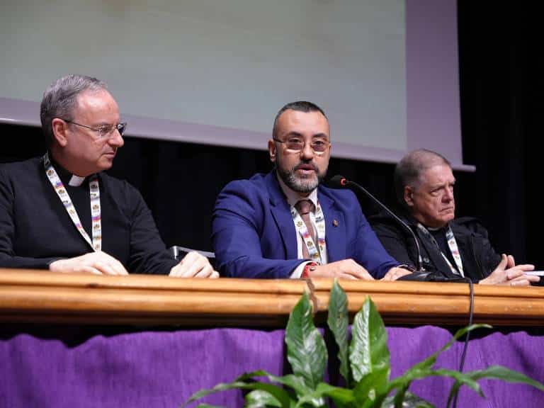 Vila-real acull la XVI Trobada Interdiocesana de Confraries i Germandats de la Comunitat Valenciana amb prop de 300 participants.
