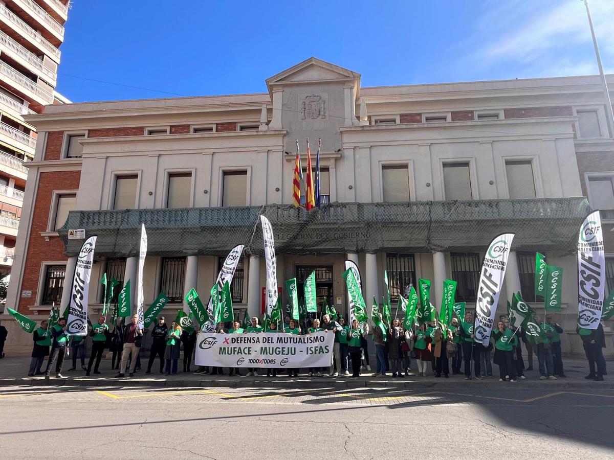 Protesta de CSIF en Castellón por la continuidad de Muface