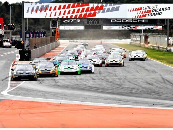 Schuring se luce con dos triunfos en el Circuit en el paso del Porsche Sprint Challenge
