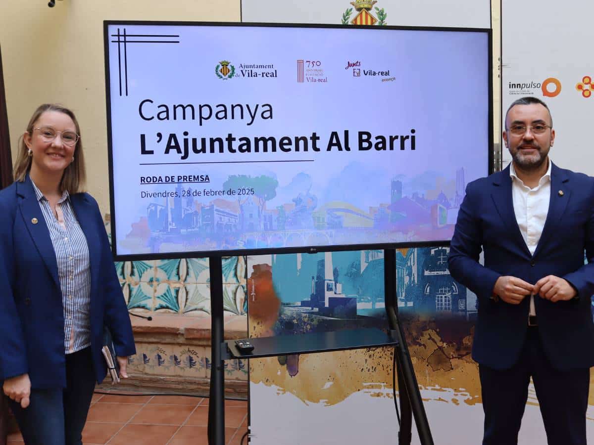 Vila-real escucha a sus vecinos a pie de calle con «l’Ajuntament Al Barri»