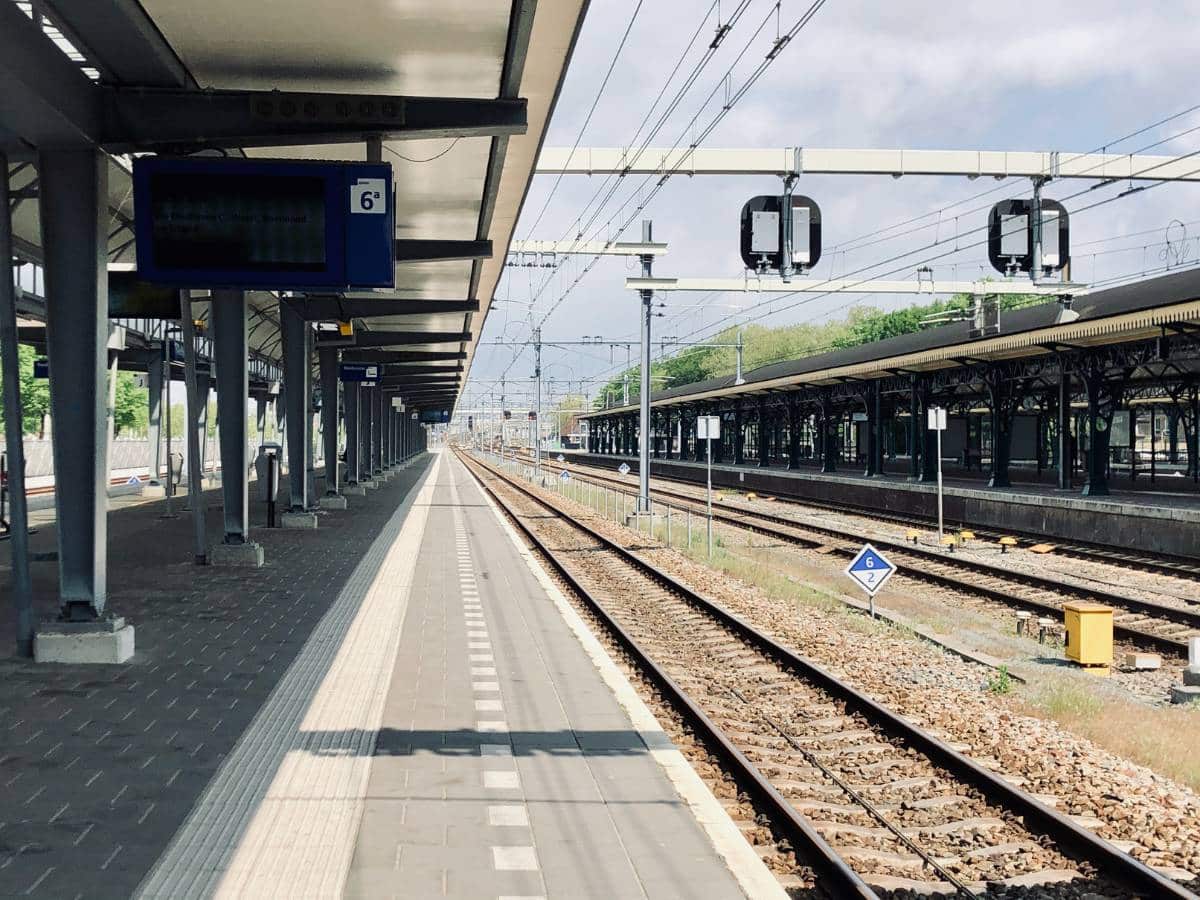 Accidente de una persona en las vías causa retrasos en trenes Valencia-Castellón