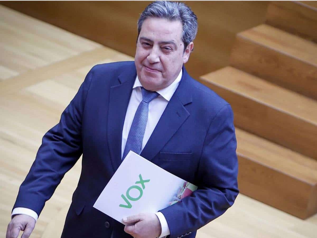 Alegría en Vox por el mayor recorte en sindicatos y valenciano en los Presupuestos 2025