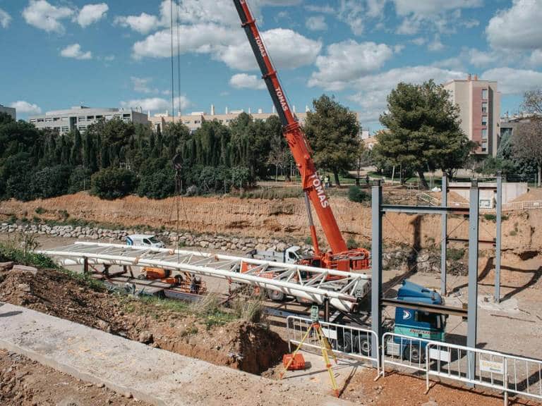 Las obras incluyen nuevo alumbrado, mobiliario público y la urbanización de la calle Venecia, abarcando más de 29.000 m² con una inversión de 3,8 millones de euros de Fondos Europeos Next Generation.
