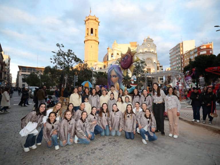 Este domingo, el jurado recorrerá las fallas para comprobar que todas han sido plantadas y, posteriormente, iniciará la evaluación de los monumentos falleros. 