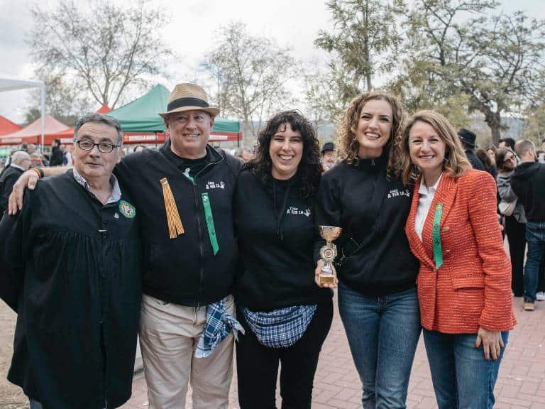 La XXXIV edición del Concurso de Paellas Intercollas reúne a más de 3.300 personas en Castelló