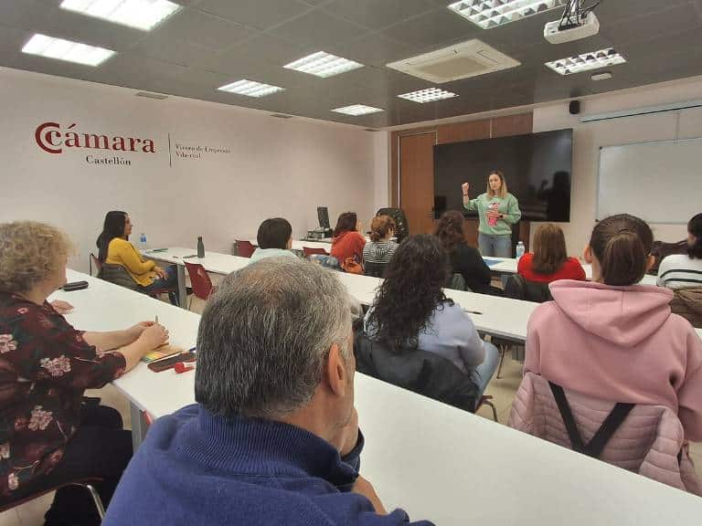 Economía inicia un curso de monitor de comedor escolar dirigido a personas desocupadas.