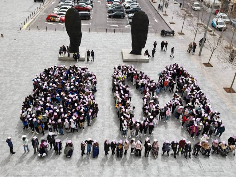 Casi 600 personas han participado en la actividad, incluyendo a estudiantes de 1.º y 2.º de ESO de seis centros educativos y a usuarios y usuarias de la residencia Virgen de Gracia.