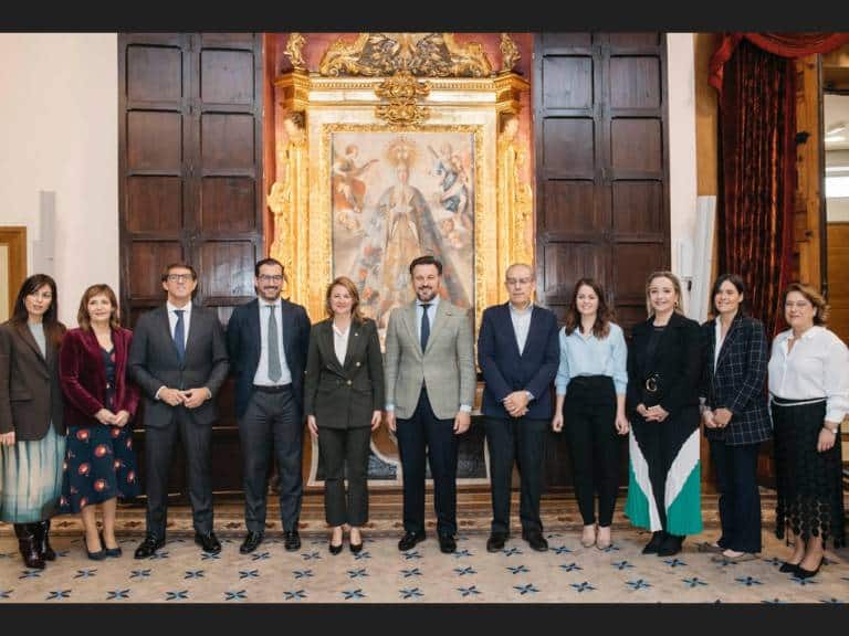 Elche y Castellón, más unidas que nunca con un homenaje inolvidable en un entorno declarado Patrimonio Mundial por la UNESCO.