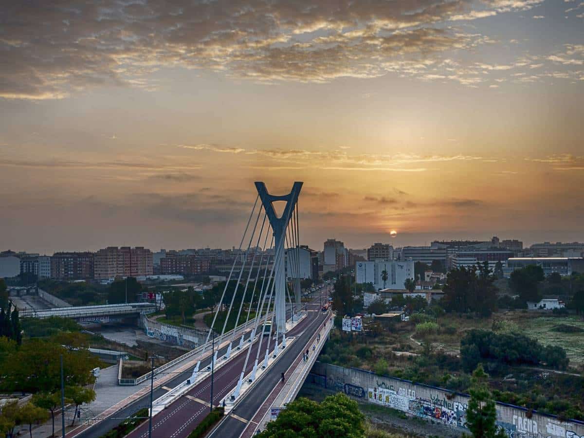 Hora del Planeta 2025: Castellón apaga la luz del puente del siglo XXI