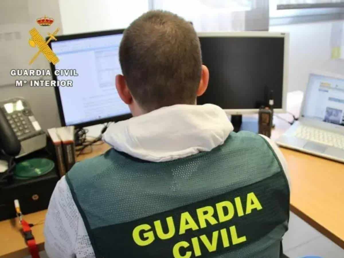 La Guardia Civil investiga una posible estafa con la alerta de Aemet en Catarroja