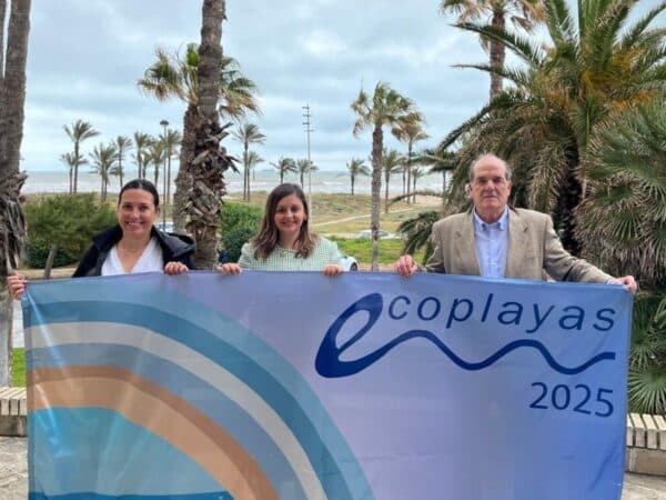 Las playas de Castellón revalidan la ‘Bandera Ecoplayas’ como sello de calidad turística