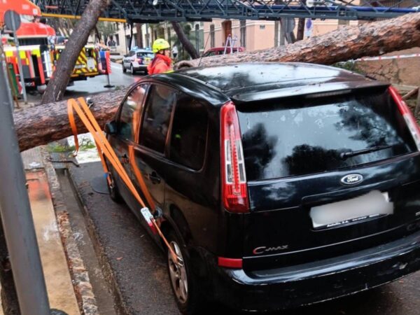Más de 400 litros/m² acumulados: el temporal golpea Castellón y Valencia