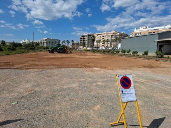 Más plazas de aparcamiento en Burriana: expansión en el entorno del IES Jaume I