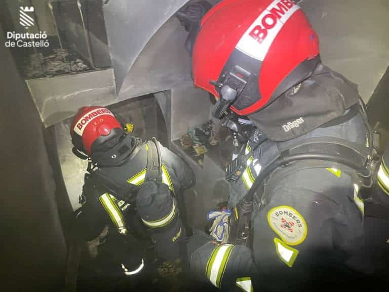 En uno de los incendios un hombre ha resultado herido.
