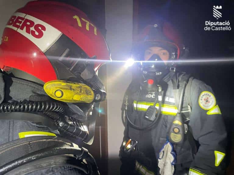En uno de los incendios un hombre ha resultado herido.
