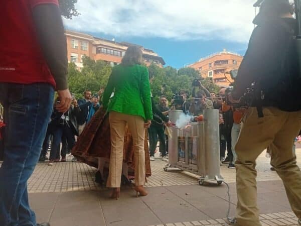 Una emocionante ‘mascletà’ de Pibierzo arranca la Magdalena 2025 en Castellón