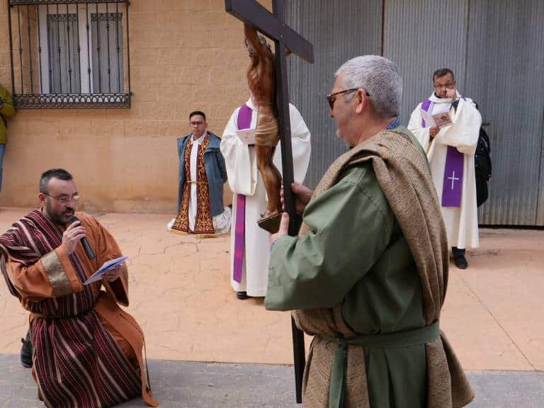 La Cofradía de la Purísima Sangre organizó la peregrinación a Torrehermosa, a la que asistieron unas 150 personas de Vila-real, Burriana, Les Alqueries y Alfondeguilla.