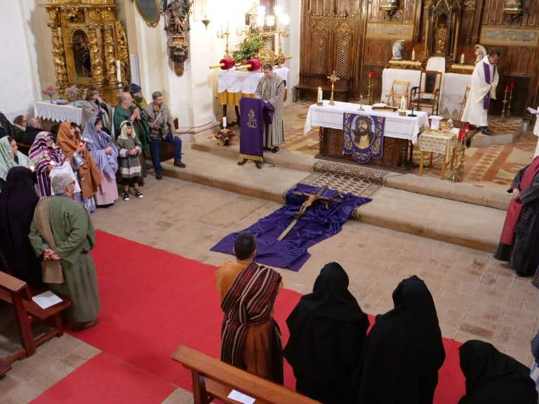 La Cofradía de la Purísima Sangre organizó la peregrinación a Torrehermosa, a la que asistieron unas 150 personas de Vila-real, Burriana, Les Alqueries y Alfondeguilla.