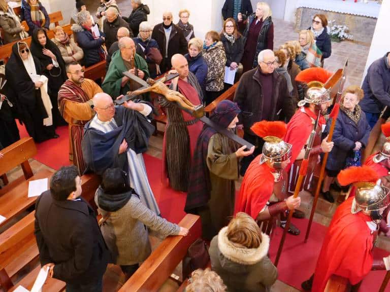 La Cofradía de la Purísima Sangre organizó la peregrinación a Torrehermosa, a la que asistieron unas 150 personas de Vila-real, Burriana, Les Alqueries y Alfondeguilla.