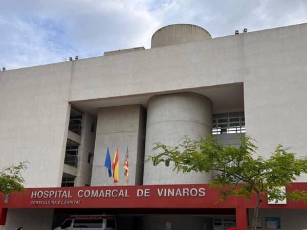 Accidente en la AP-7 entre un autobús y tres turismos en Vinaròs