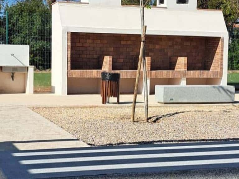 Marta Barrachina, ha destacado la importancia del nuevo espacio recreativo que contribuirá a mejorar la calidad de vida de los vecinos y vecinas de Alcossebre.