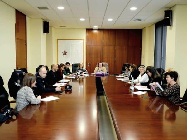 Burriana refuerza la lucha contra la violencia de género con su mesa psicosocial