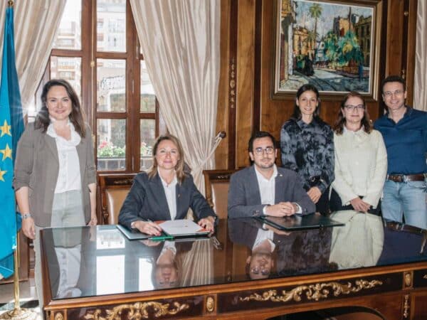 Castellón planta cara a la soledad con un programa de acompañamiento a mayores