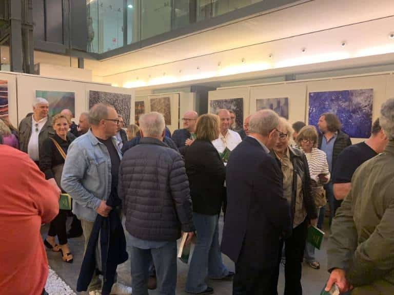 El castellonense Suso Postigo Pitarch presenta un recorrido positivo y emotivo sobre más de 200 personajes que han marcado la memoria colectiva de Castellón.