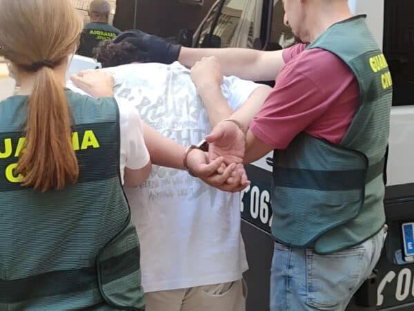 Detenido en Almassora por el robo con fuerza en una cafetería