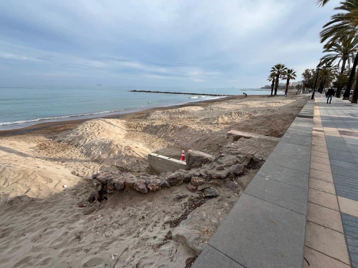 El PSPV de Benicàssim critica el «lamentable abandono» de las playas para Semana Santa