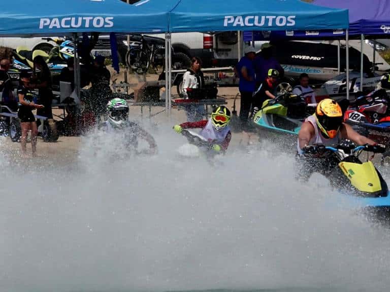 Coincidiendo con el Sarao Fest, el campeonato ha convertido la costa de Burriana en el gran centro del ocio y turismo provincial durante el segundo fin de semana de Pascua.