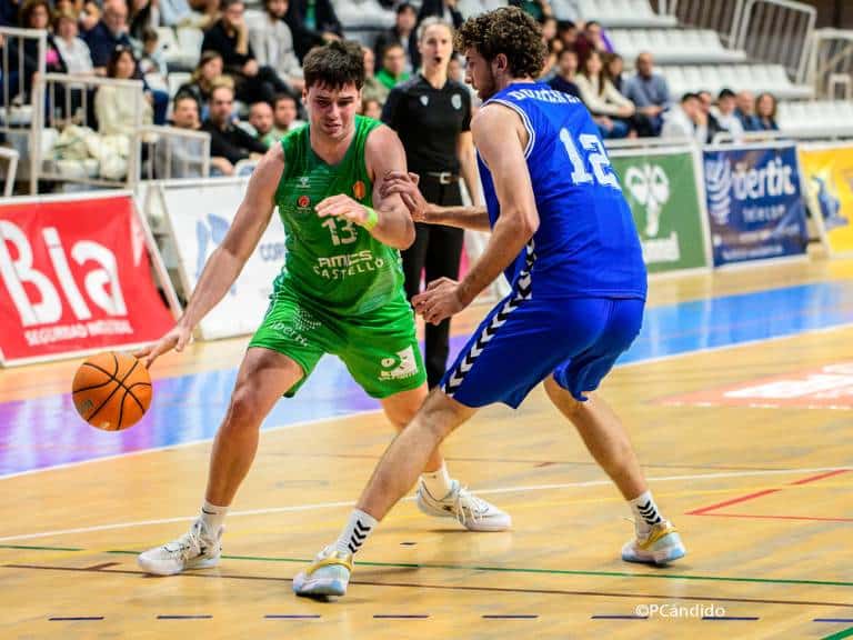 El Amics Castelló afronta mañana el partido más crucial de la última década. Una derrota supondría el descenso matemático del conjunto castellonense a Segunda FEB.